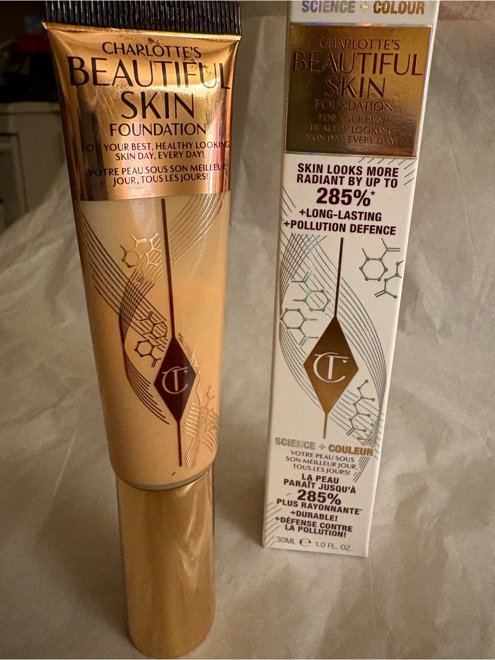 Charlotte Tilbury Beautiful Skin Foundation - 5 Neutral